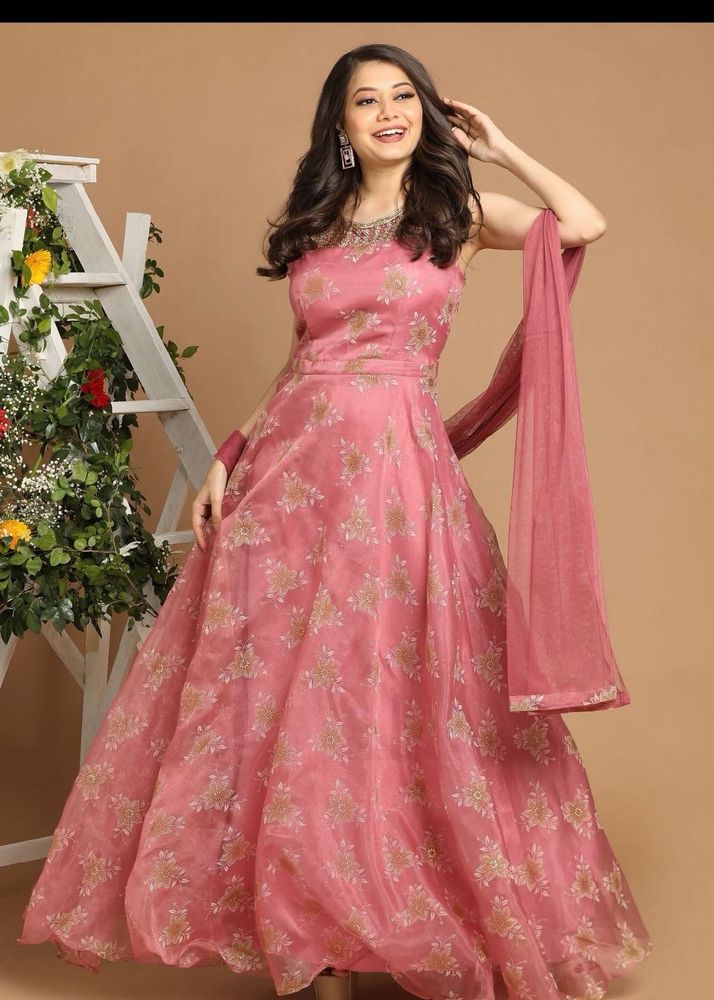 Beautiful Pink Floral Ethnic Gown