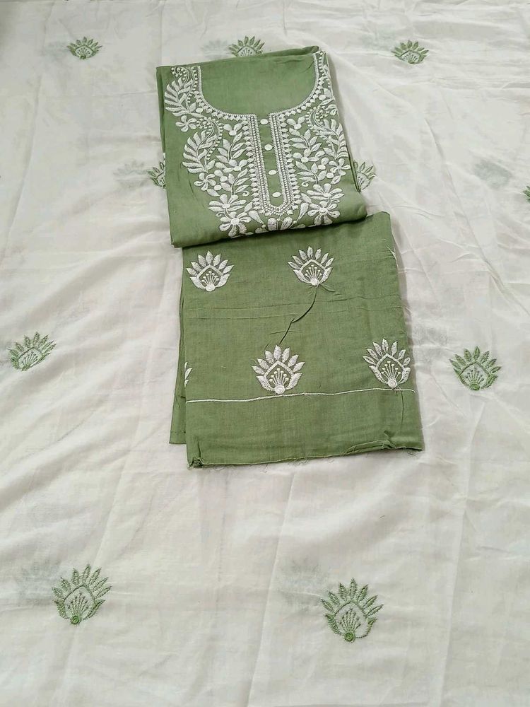 Embroidered top, bottom set 2.50 cut rehne wala he