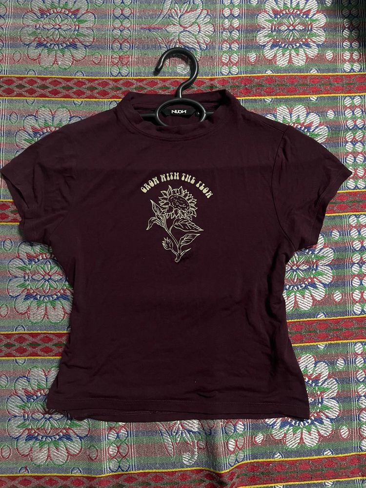 Maroon Graphic T-Shirt