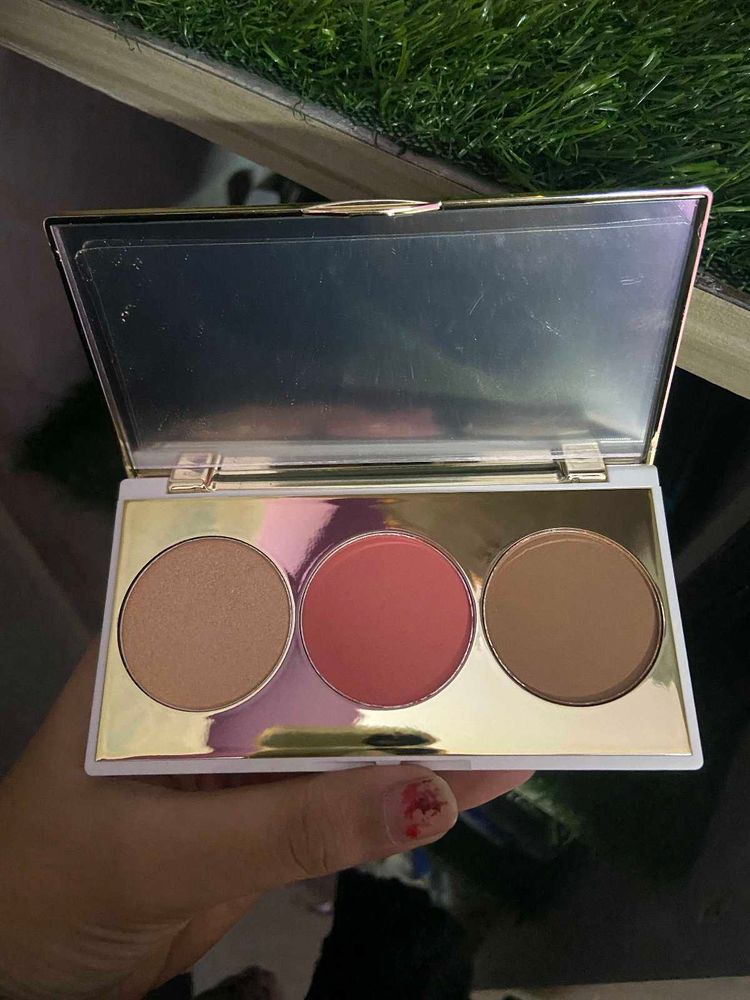 My Glamm Chisel It Pallate