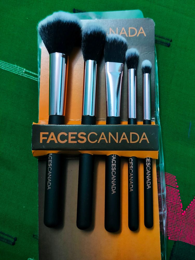 Faces Canada