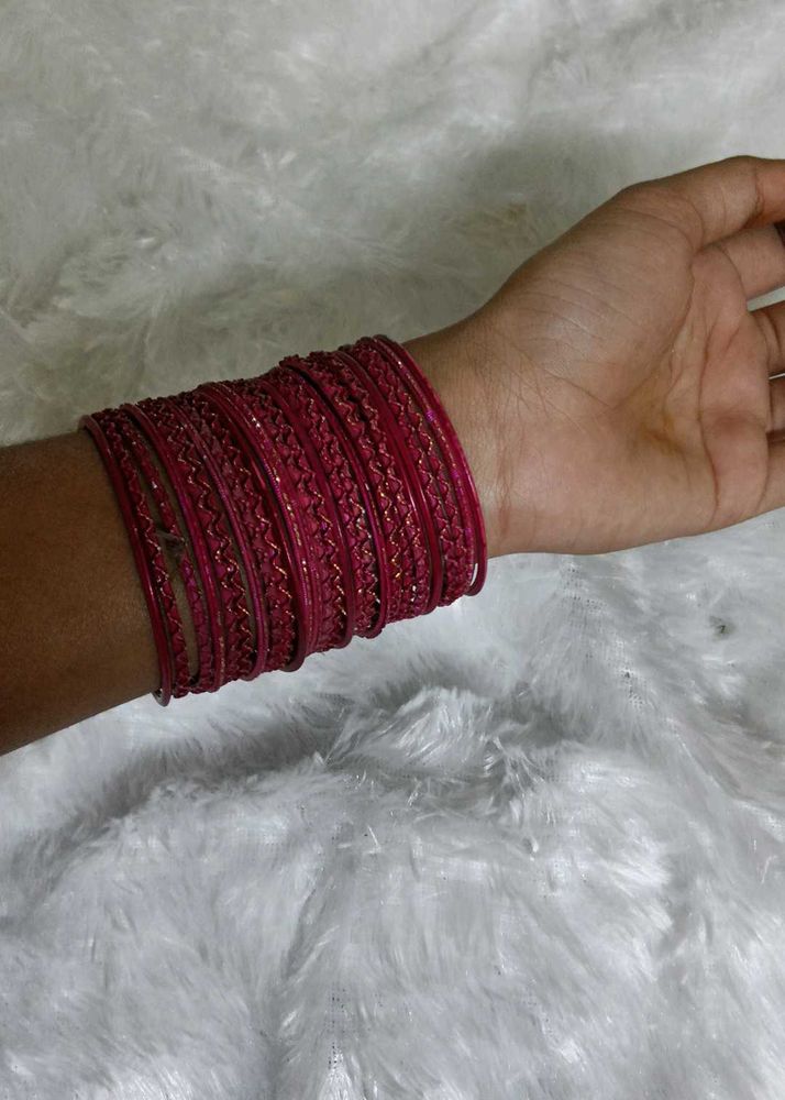 Beautiful Pink Bangles Set
