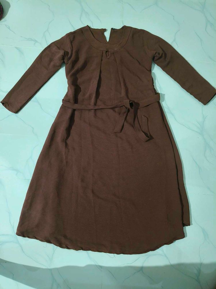 Brown Clr Top, Perfect Clg And Casual Wear
