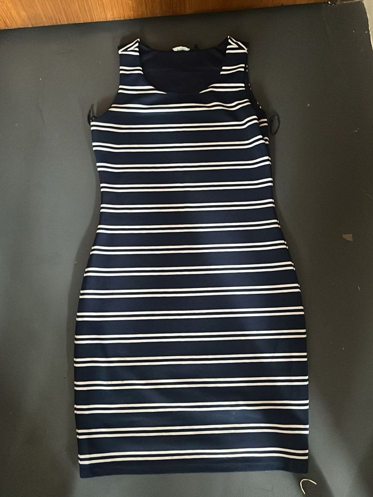 VANHEUSEN Navy &amp; White Striped Sleeveless Dress