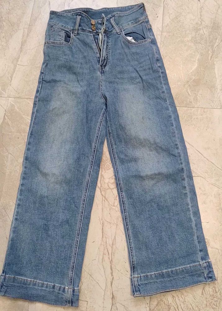 Light Wash Wide Leg Jeans