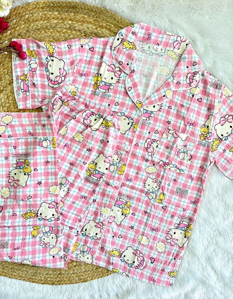 pink hello kitty nightsuit