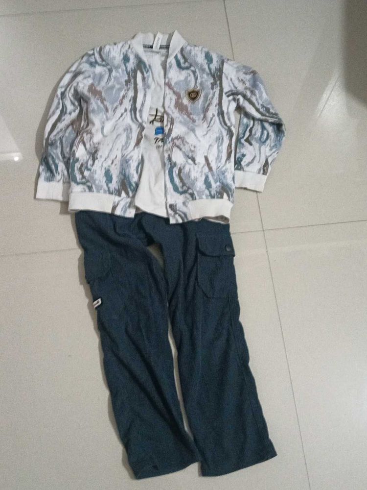 tshirt , shrug and Pant