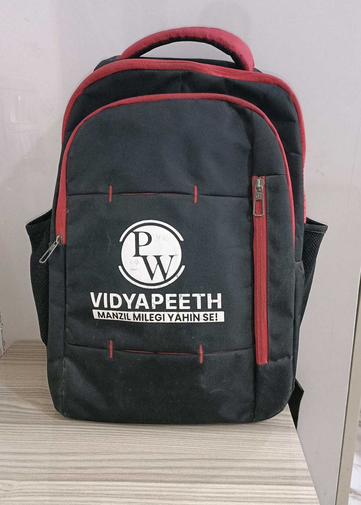 PW VidyaPeeth Branded Backpack