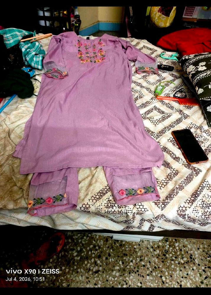 Embroidered Kurta Set for Women