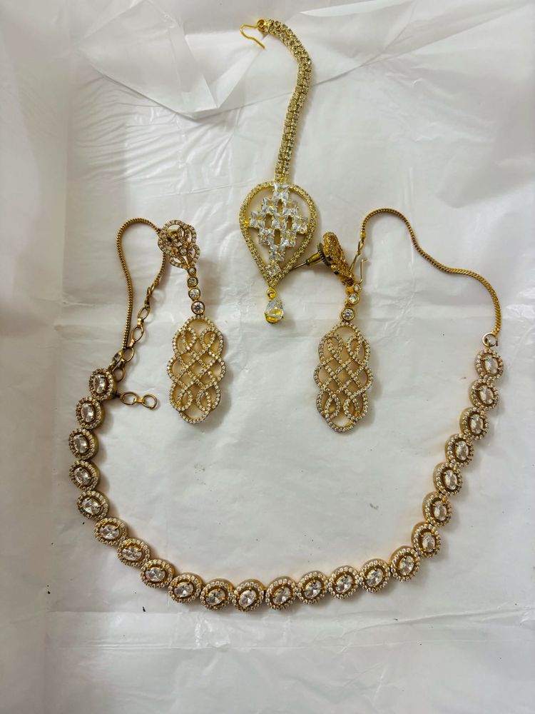 Rose Gold Neckpiece