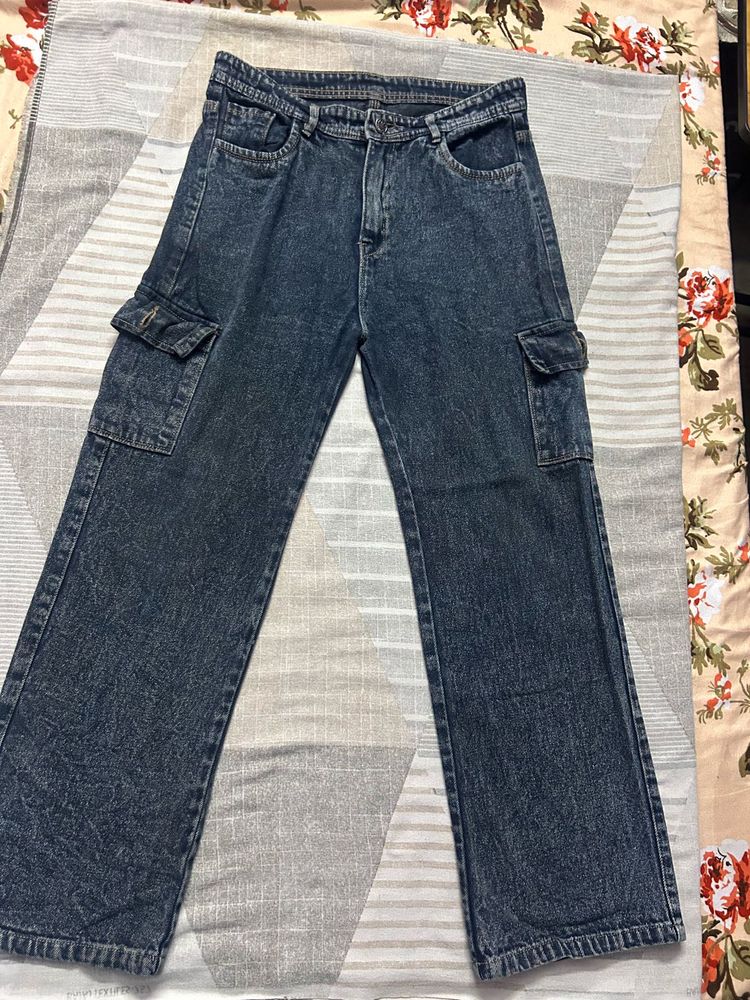 Stylish Black Cargo Jeans