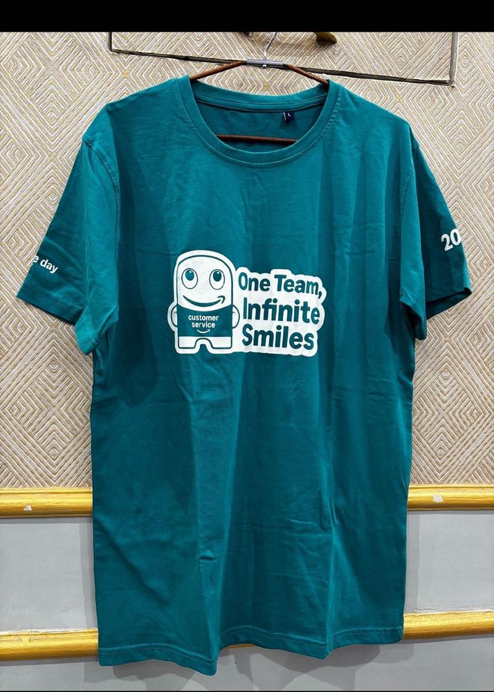 Men's "One Team, Infinite Smiles" Graphic T-Shirt
