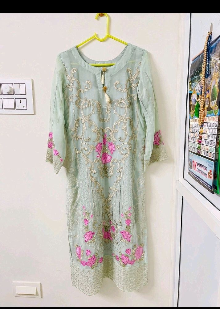 Pakistani Style Suit