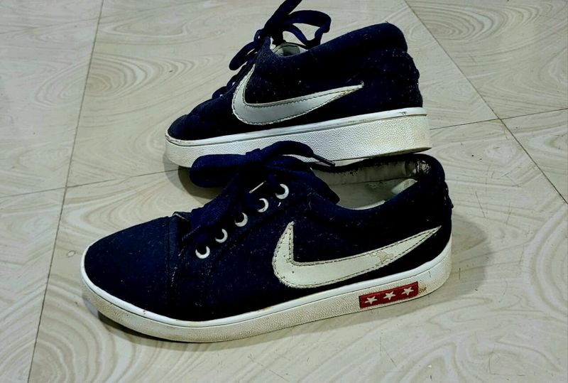 Abj Shoes 👟 Size 6.5