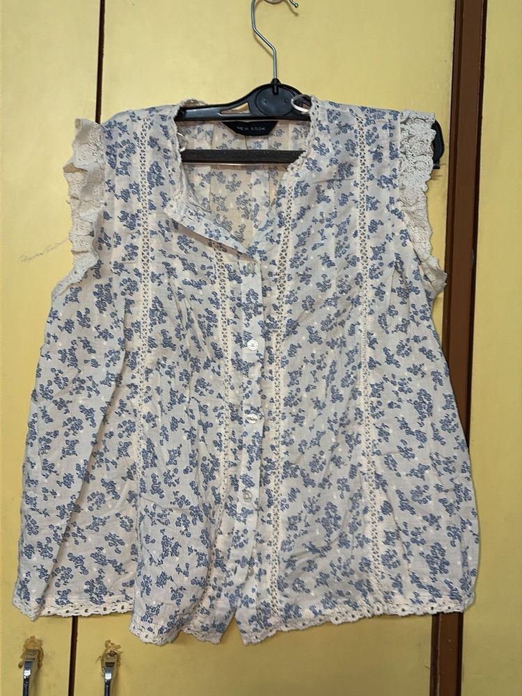 Floral Print Sleeveless Top