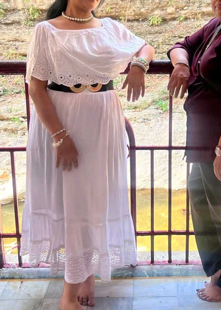 White off shoulder Maxi Dress