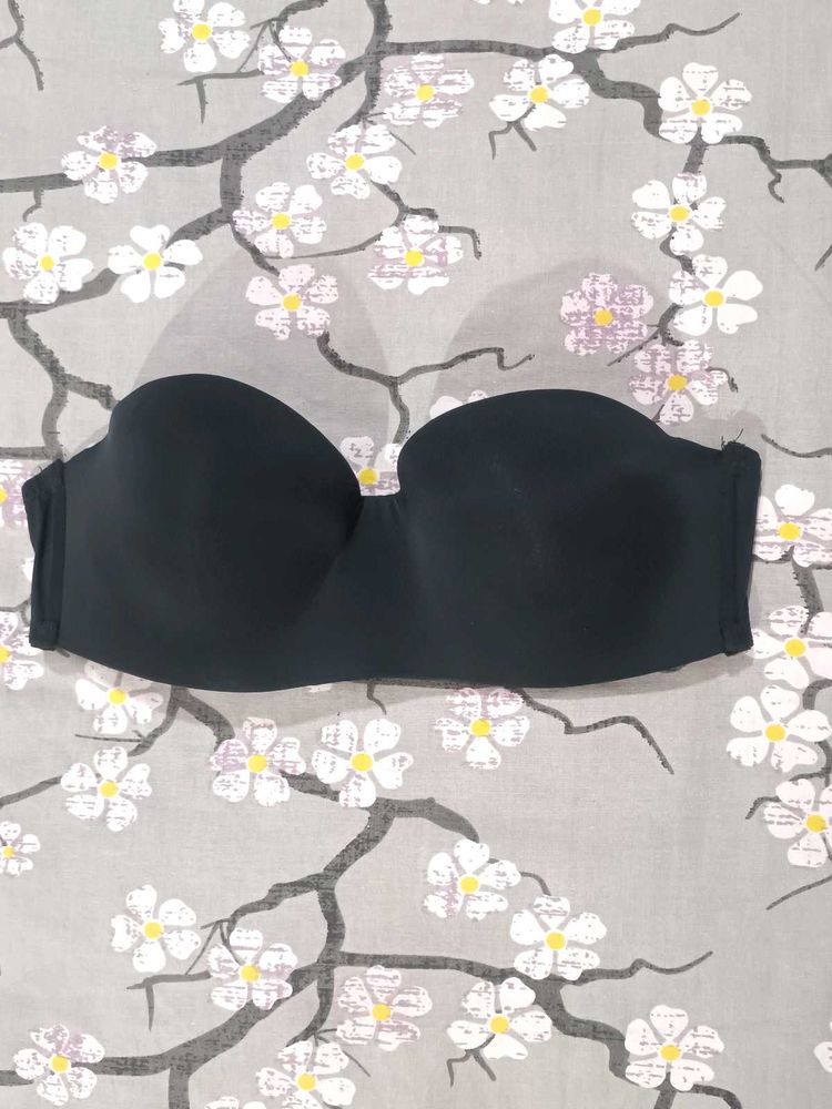 Black Strapless Bra