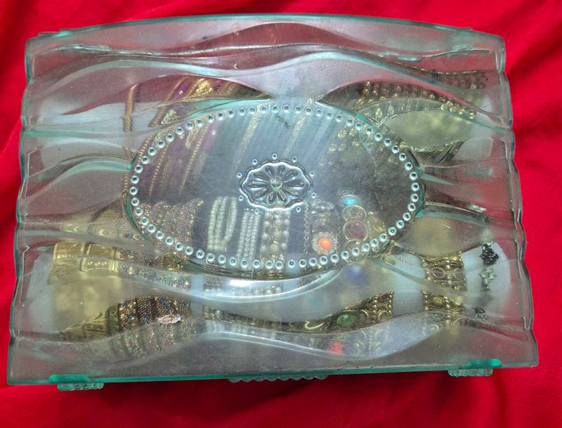 Jewelry Box with this bangles