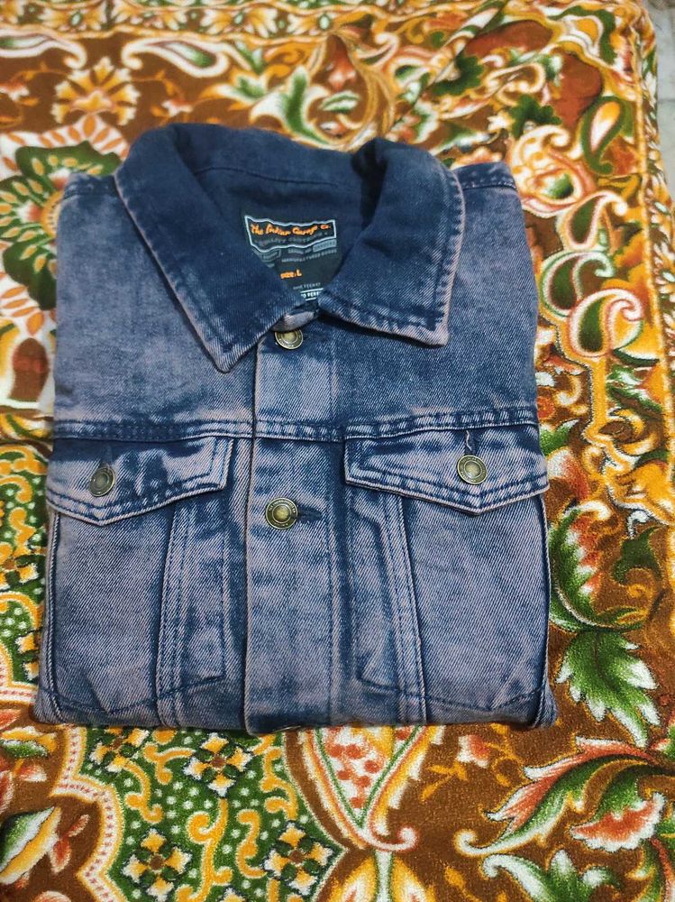 Denim Jacket - Stylish &amp; Trendy