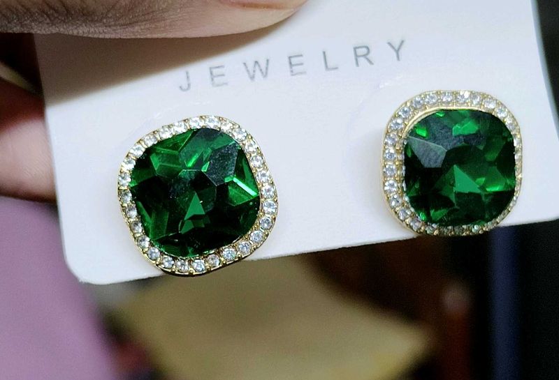 Emerald Stud Earrings