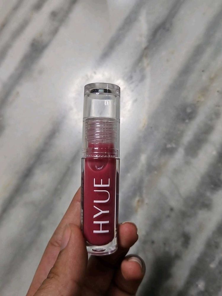 HYUE Lip Plumper