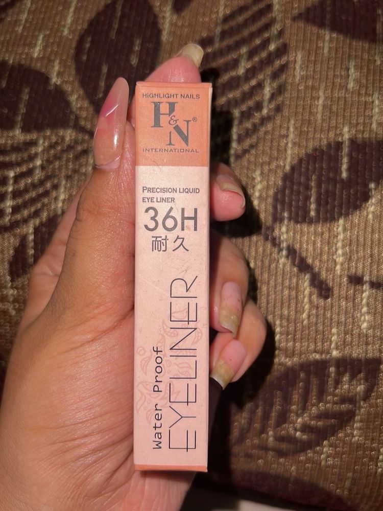H&amp;N water proof eyeliner 🕷️