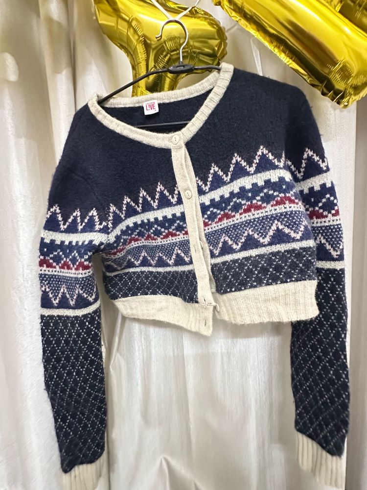 Cute Cropped Knit Cardigan