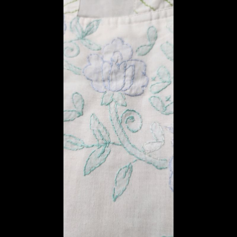 Beautiful WHITE Chikankari KURTI