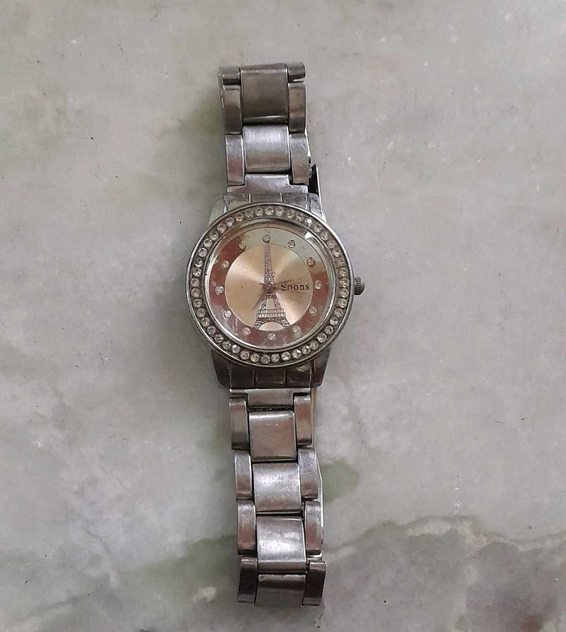 Women's Eiffel Tower Watch