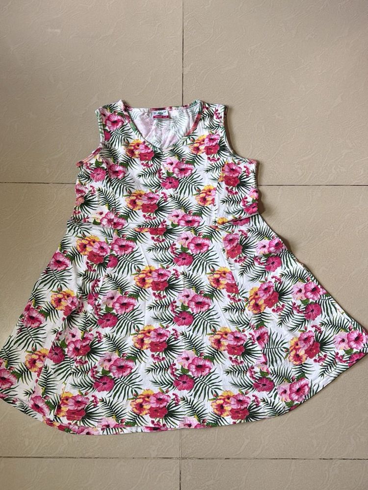 Beautiful Floral Print Sleeveless Dress