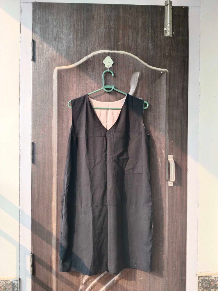 Sleeveless V-Neck Dress