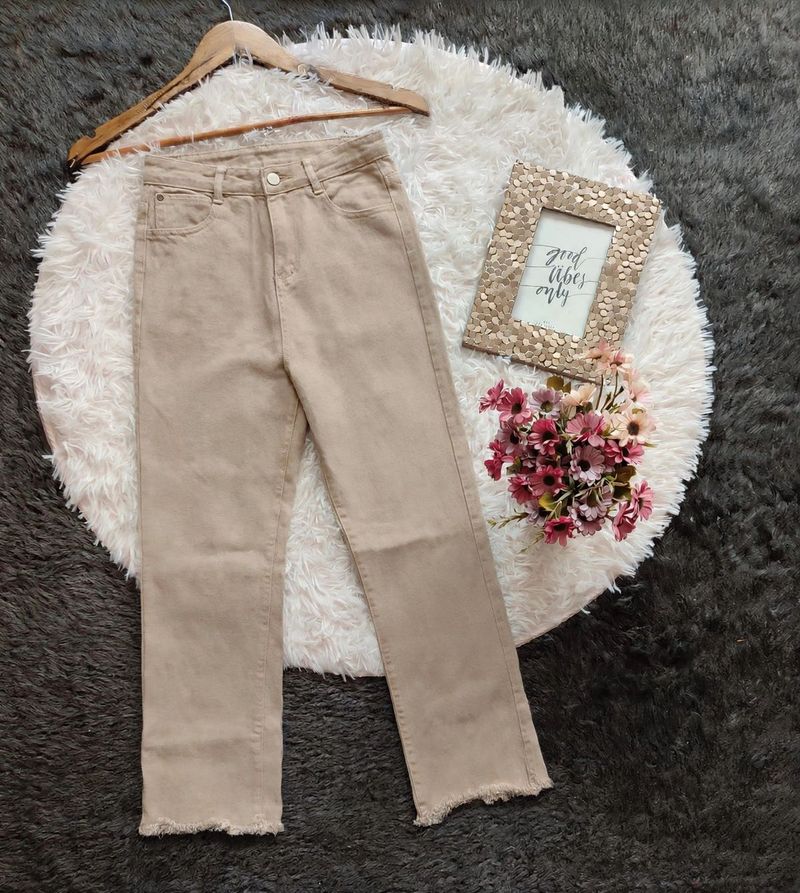Stylish Beige Straight Leg Jeans