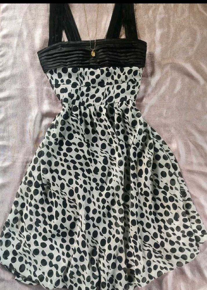 Chic Polka Dot Mini Dress