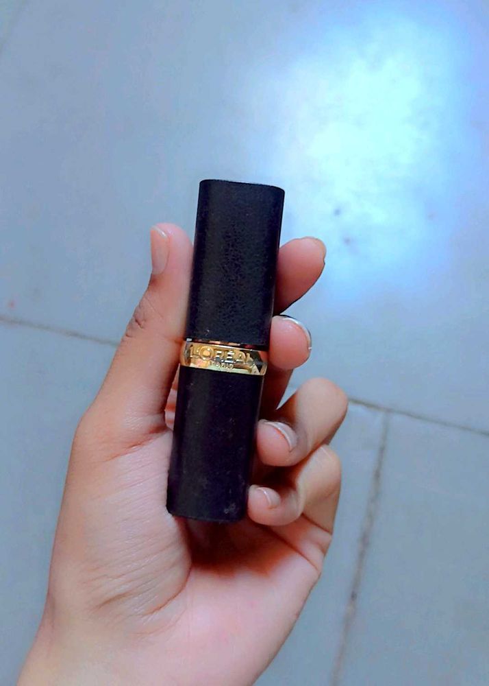 L'Oreal Lipstick Shade (lincoln rose 213)