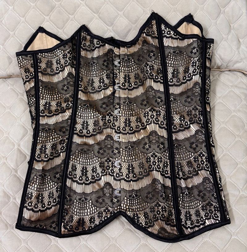 Gothic Victorian Lace Corset &amp; Bustier
