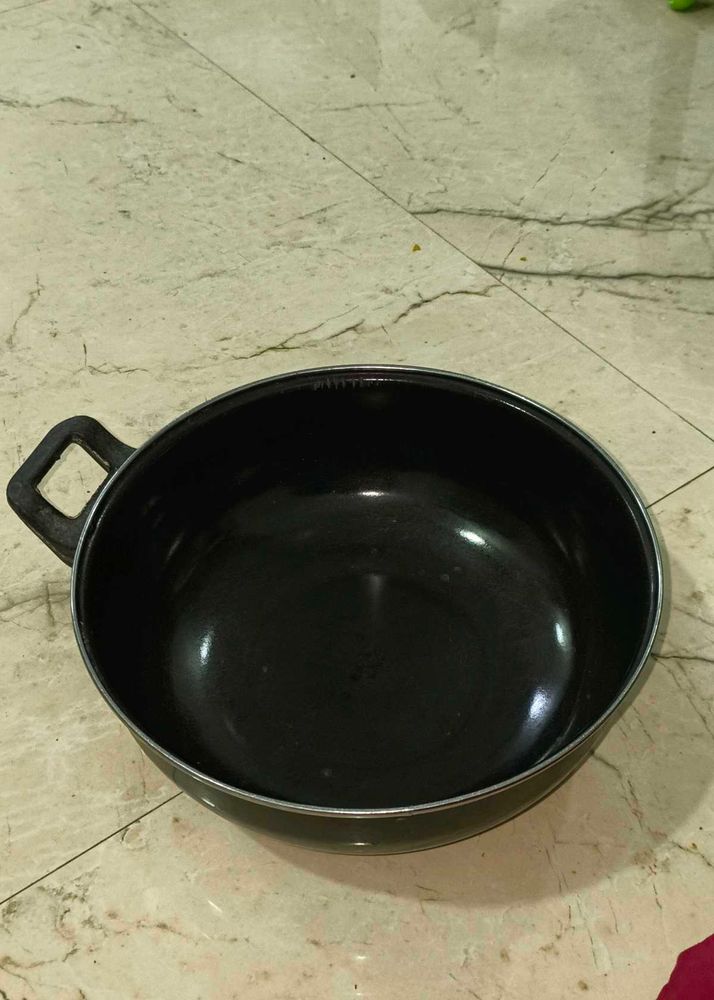 Used Black Cooking Pan