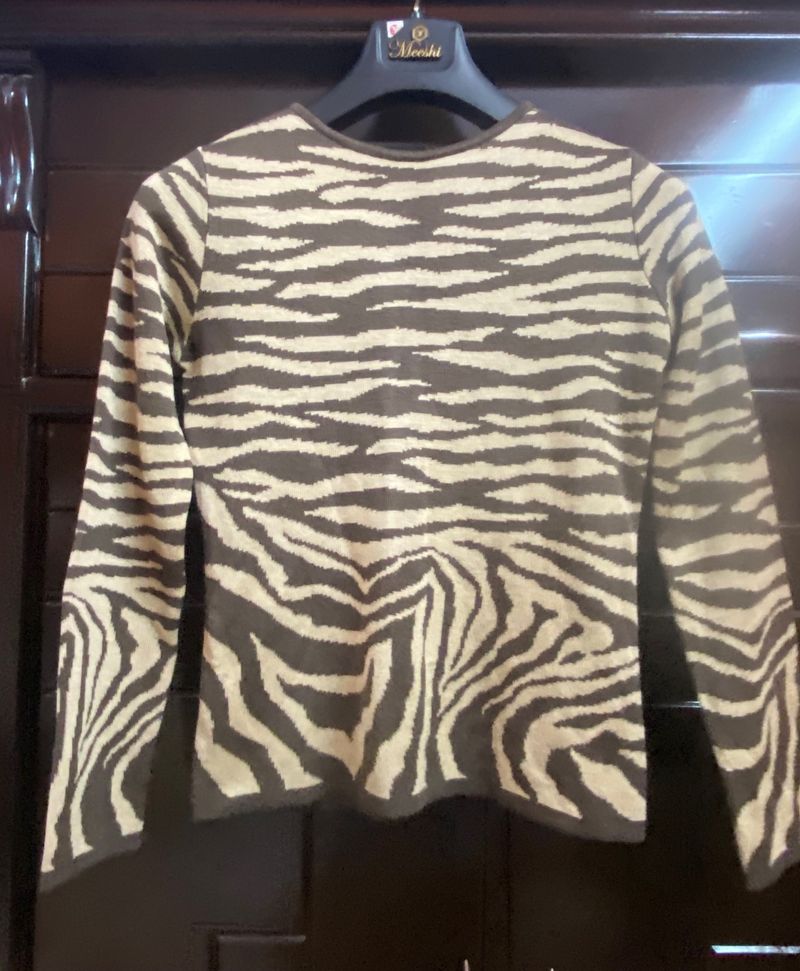 Zebra Print Long Sleeve Top