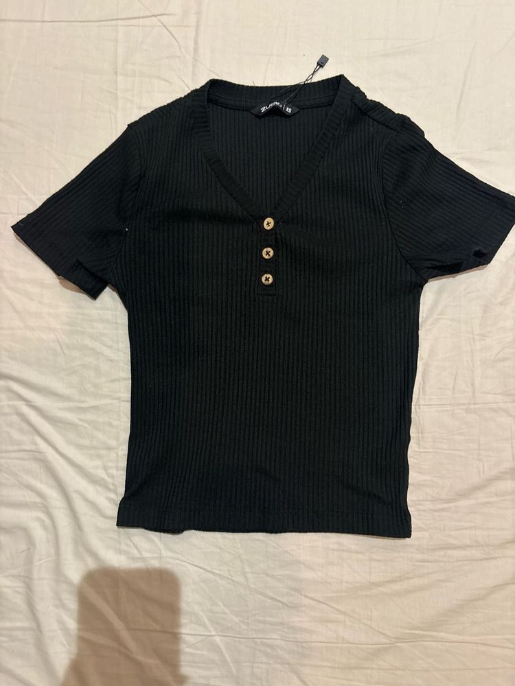 ZUDIO Ribbed Henley Neck T-Shirt (XS)