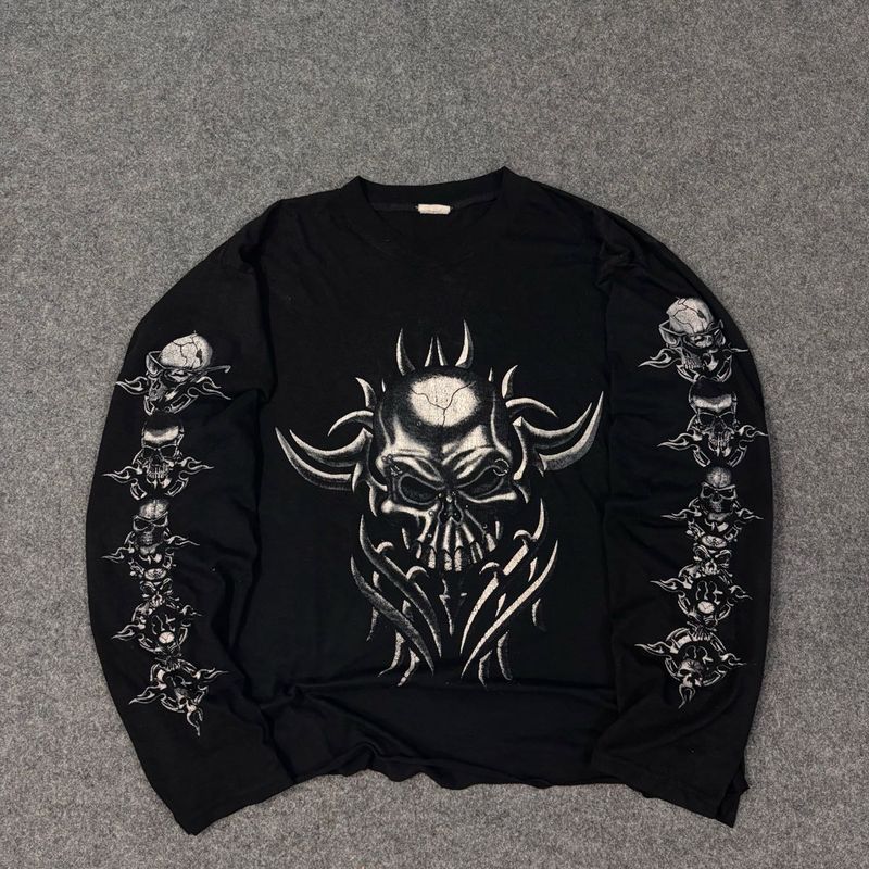 Men's Skull Graphic Long Sleeve T-Shirt