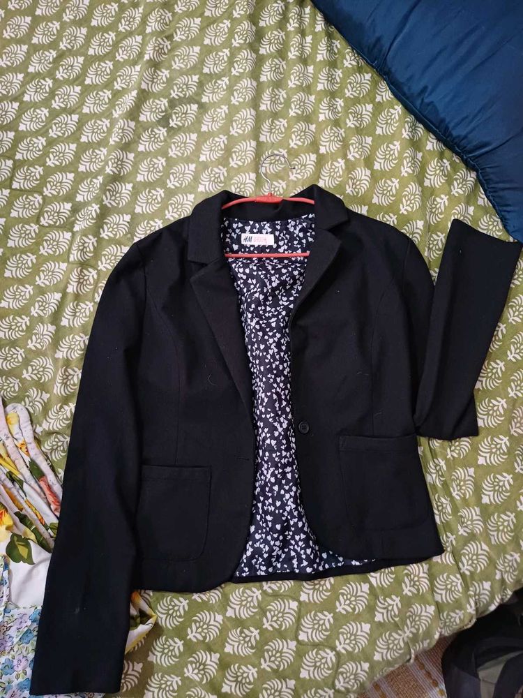 H&amp;M black blazer