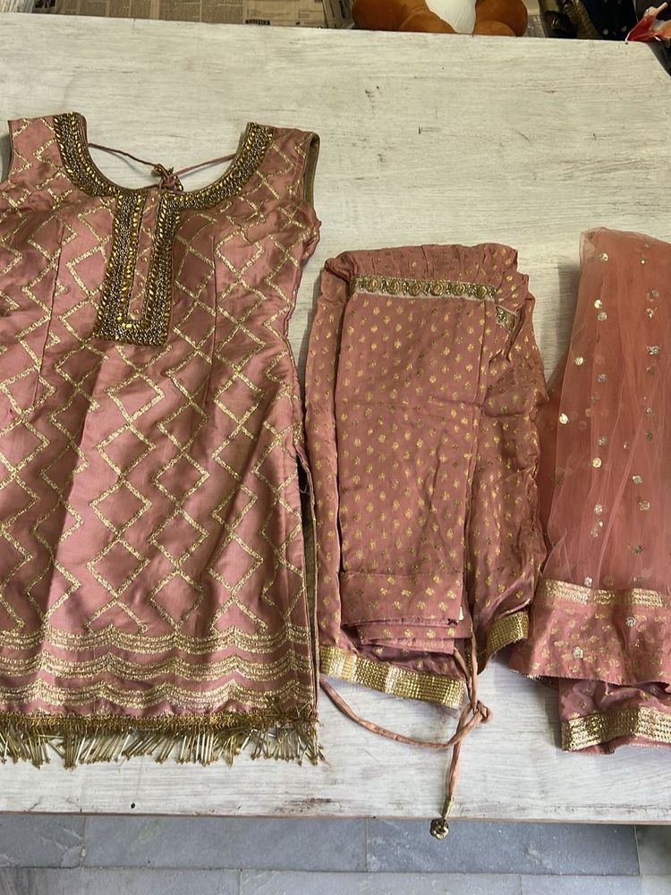 Elegant Embroidered Kurta Set with Dupatta