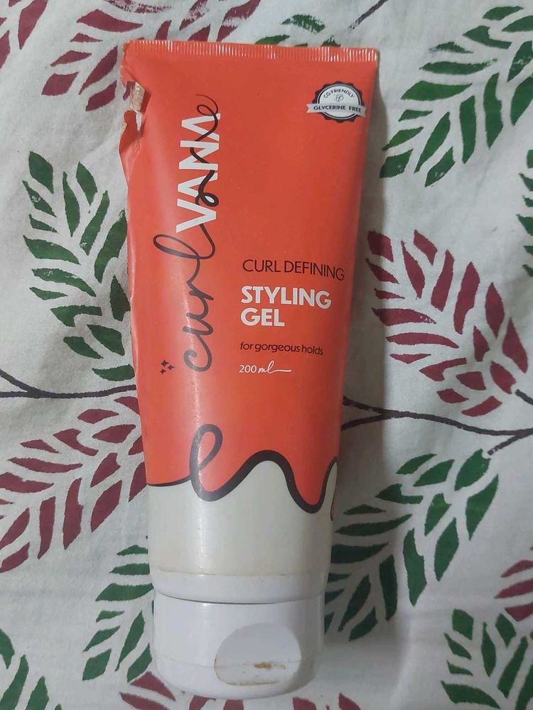 Curlvana Curl Defining Gel and Leave -in con.
