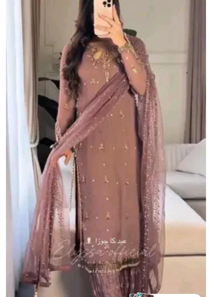 Elegant Embroidered Kurta Set with Dupatta