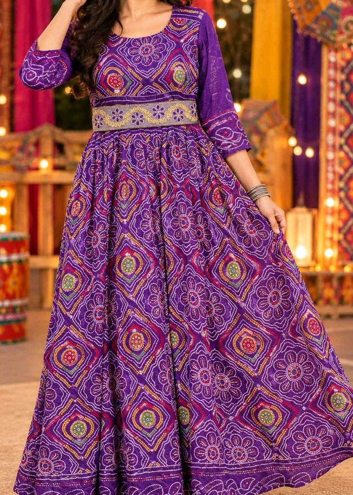 Ethnic beautiful gown for navratri or festive