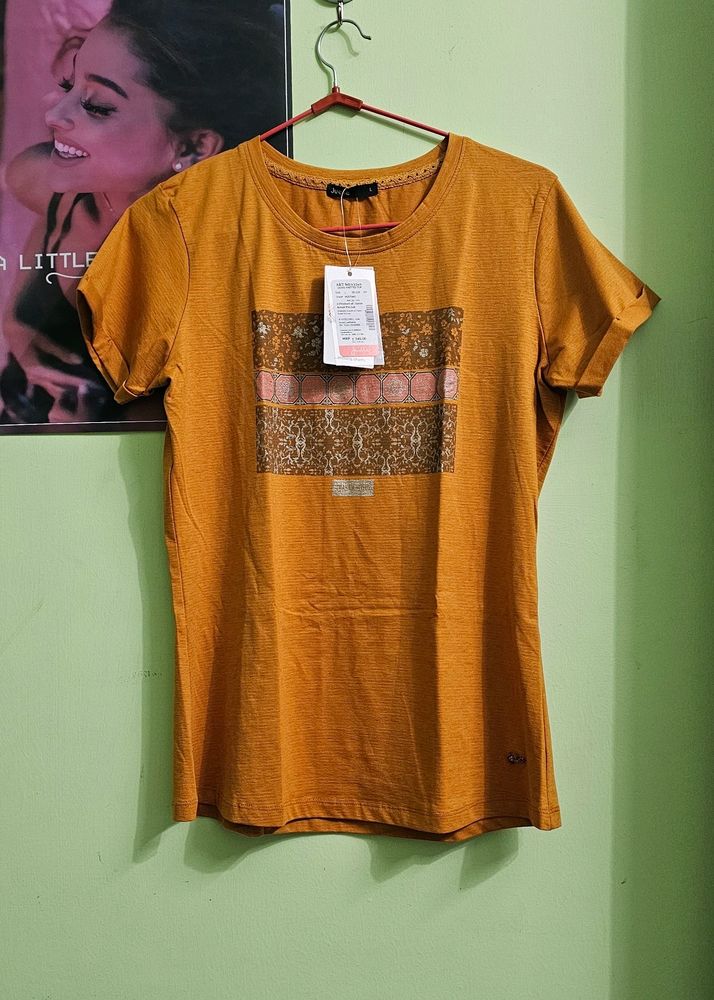 Women Tshirt NEW