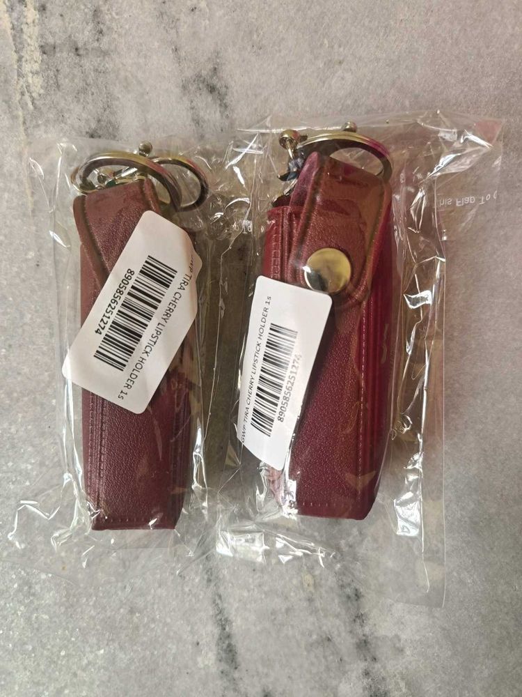 Tira Lipstick Holder Keychain pack of 1