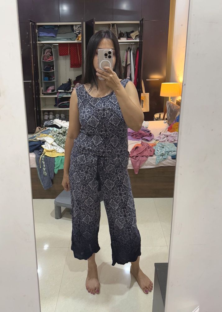 Printed Sleeveless Jumpsuit