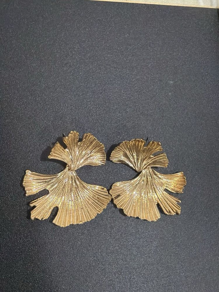 Golden Ginkgo Leaf Earrings