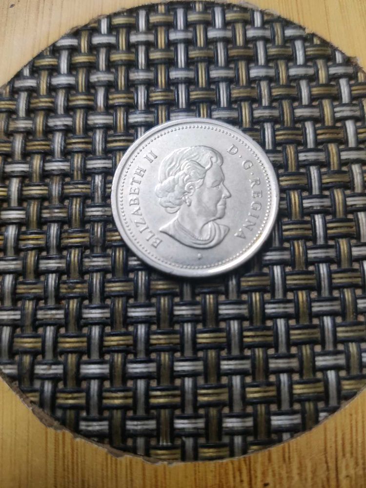 Canadian 25 Cent Coin