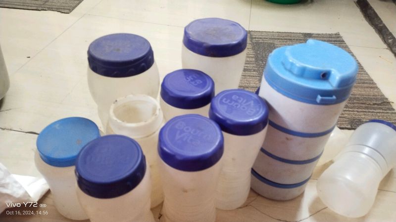 Containers And Tiffin